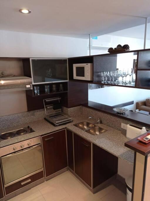 부에노스아이레스 Luminoso Y Acogedor Departamento En Recoleta 아파트 외부 사진